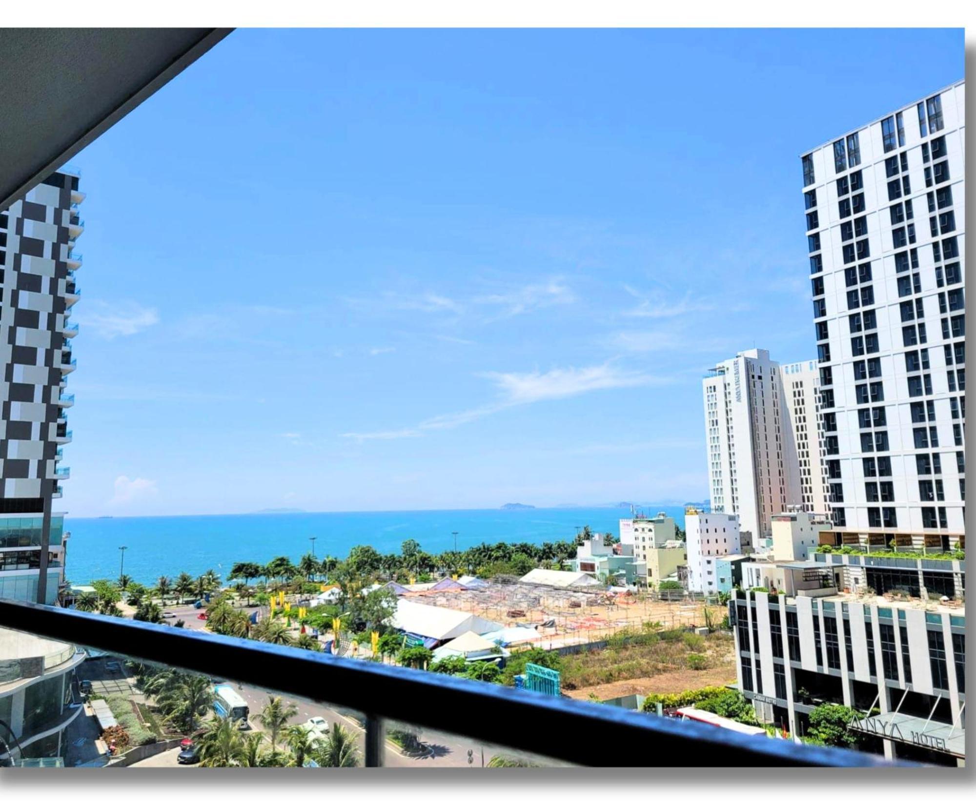 Flc Sea View Apartment クイニョン エクステリア 写真